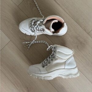 Stylish White Kids Boots